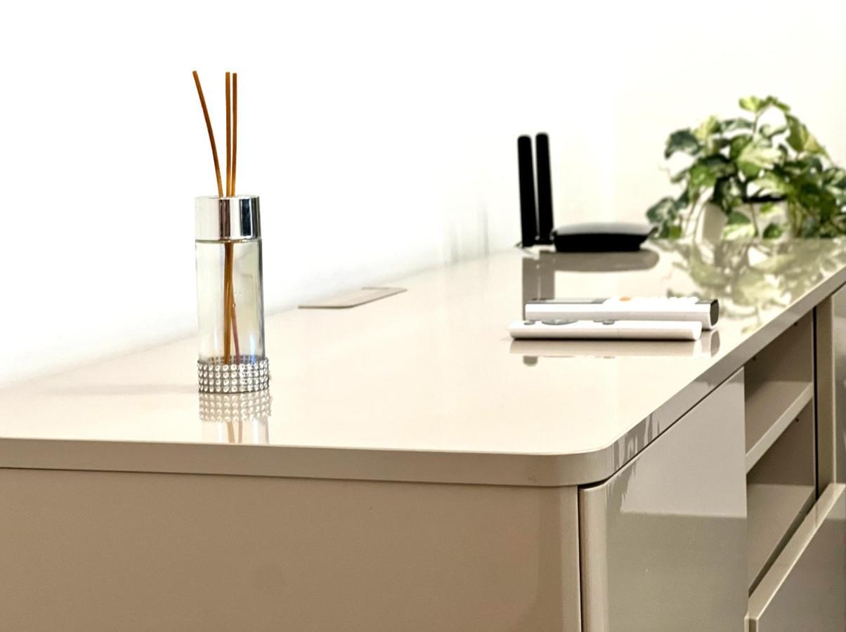 Wonderful Design Apartment In The City Centre Budapest Luaran gambar