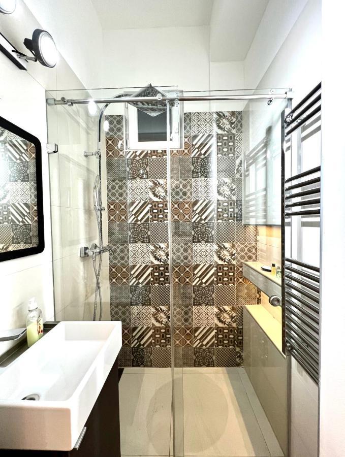 Wonderful Design Apartment In The City Centre Budapest Luaran gambar